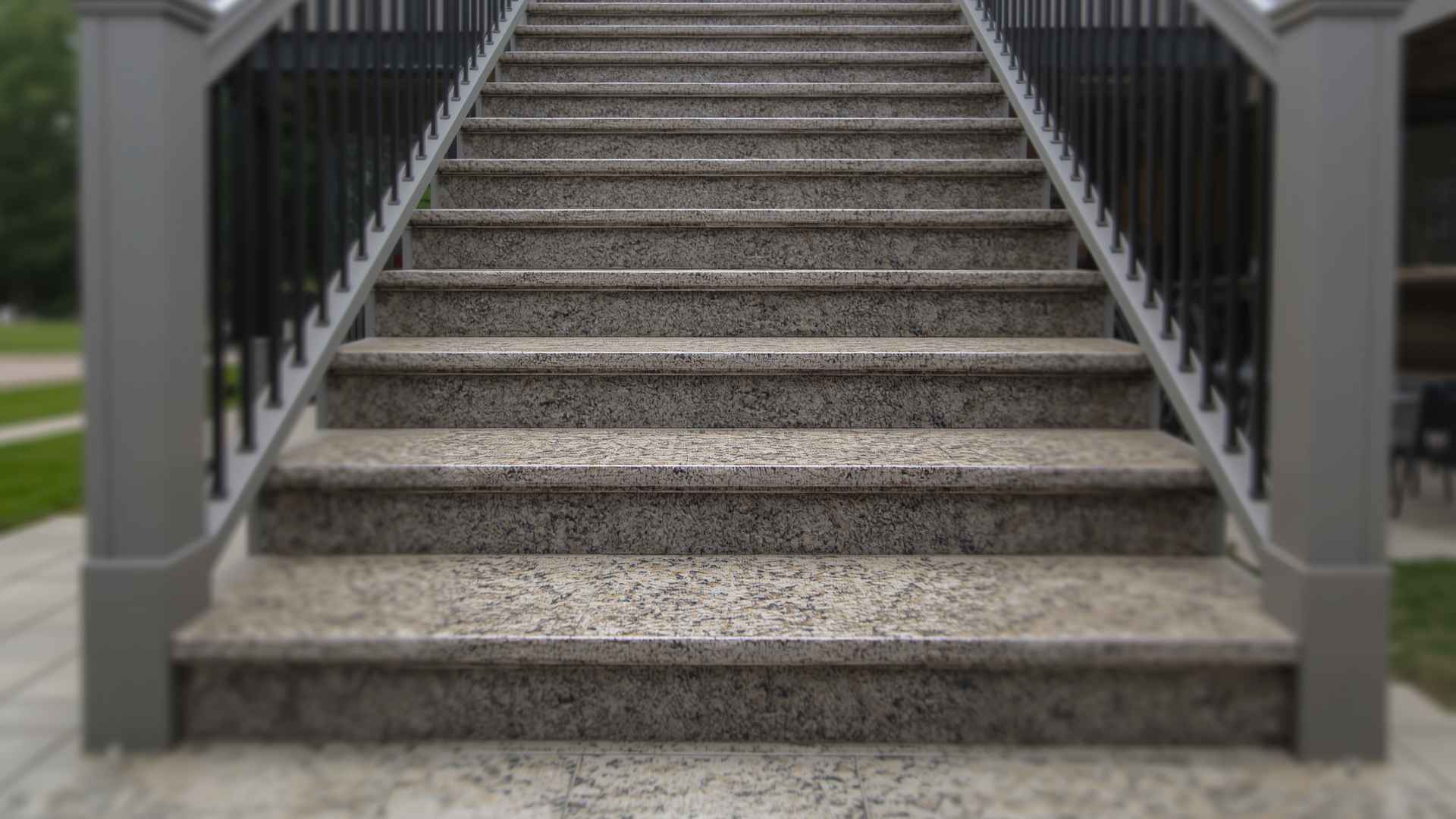 außentreppe sanieren mit flüssiggranit